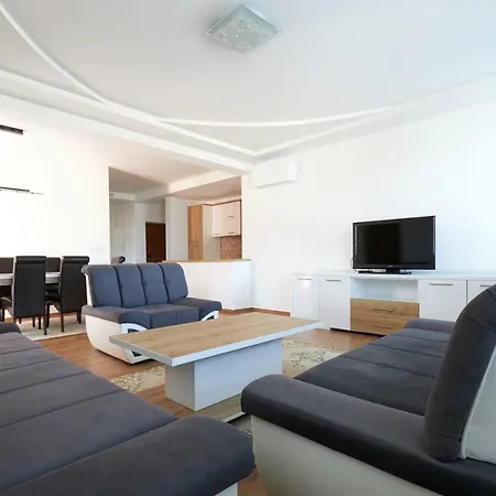 Urban Family Apartment